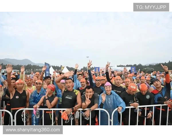 2025年中国舟山群岛铁人三项精英赛圆满落幕 精英选手角逐精彩纷呈